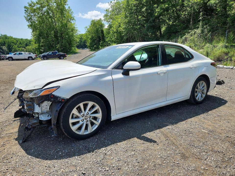 Продаж на аукціоні авто 2021 Toyota Camry, vin: 4T1C11BK2MU020727, номер лоту: 62258126