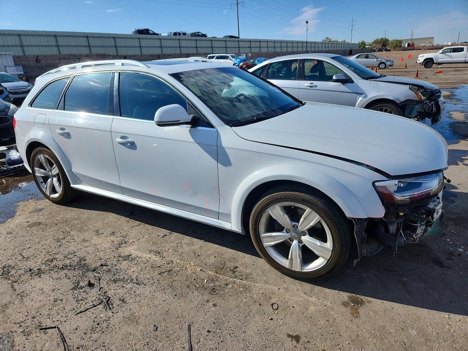 61548216 :رقم المزاد ، WA1VFAFLXDA206030 vin ، 2013 Audi A4 Allroad مزاد بيع