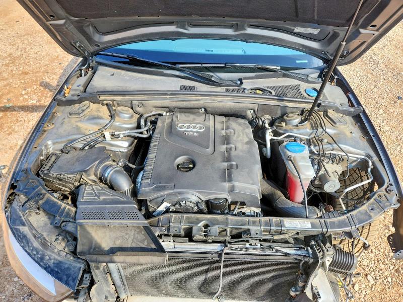 85618335 :رقم المزاد ، WAUAFAFL8EN030381 vin ، 2014 Audi A4 مزاد بيع