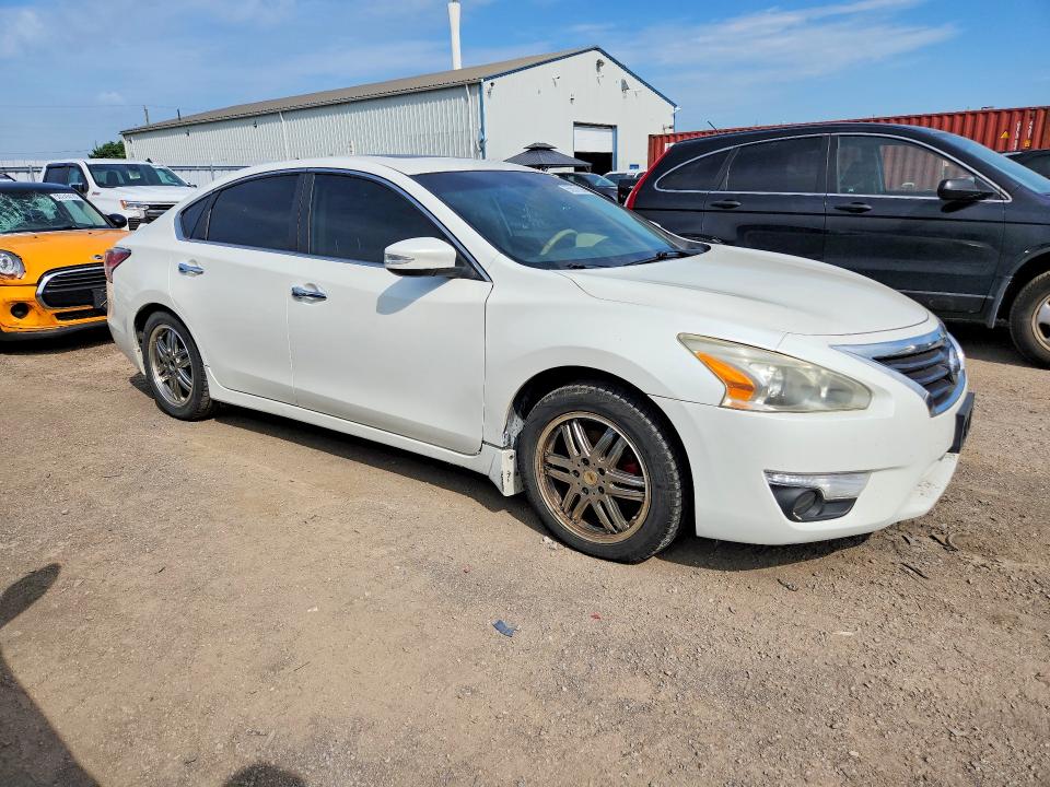 2014 Nissan Altima მანქანა იყიდება აუქციონზე, vin: 1N4BL3AP2EN356981, აუქციონის ნომერი: 55937596