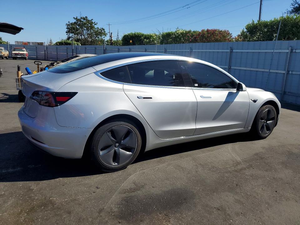 Aukcja sprzedaży 2018 Tesla Model 3, vin: 5YJ3E1EA5JF007003, numer aukcji: 61091176