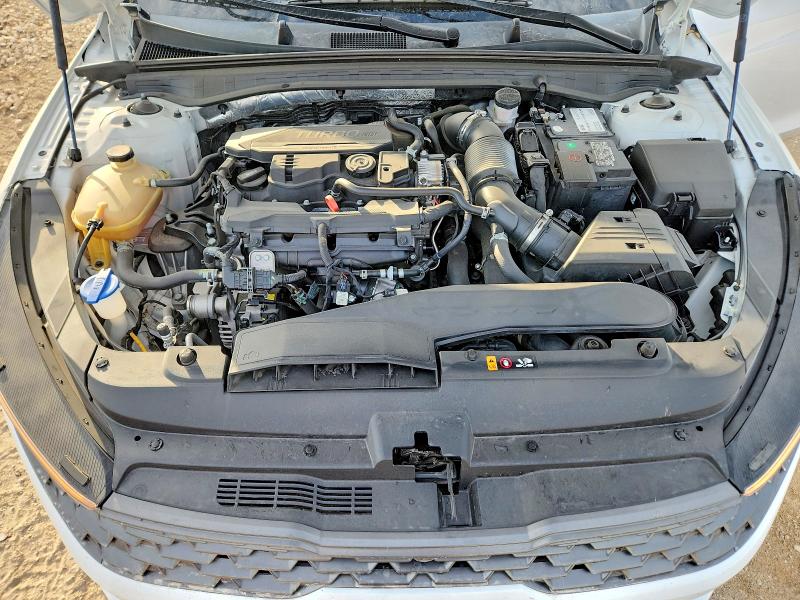 60957146 :رقم المزاد ، 5XXG34J25NG106799 vin ، 2022 Kia K5 مزاد بيع