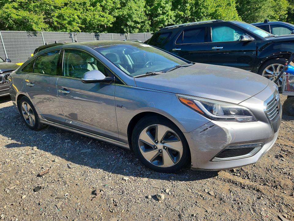 63213976 :رقم المزاد ، KMHE34L17GA008752 vin ، 2016 Hyundai Sonata Hybrid مزاد بيع