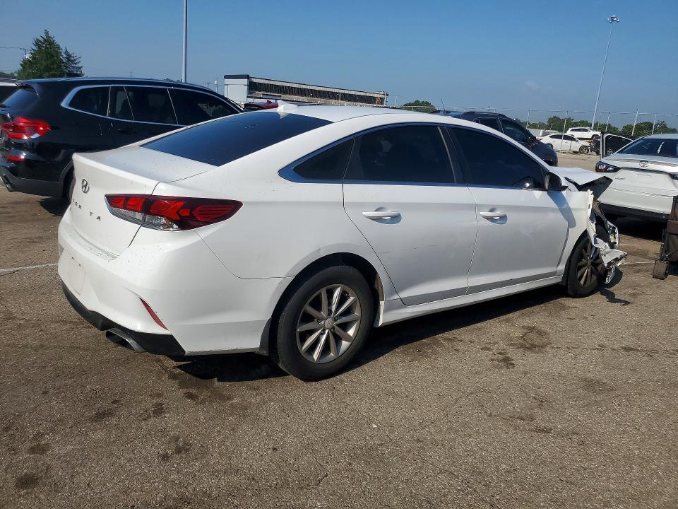 59323886 :رقم المزاد ، 5NPE24AF5JH725642 vin ، 2018 Hyundai Sonata مزاد بيع