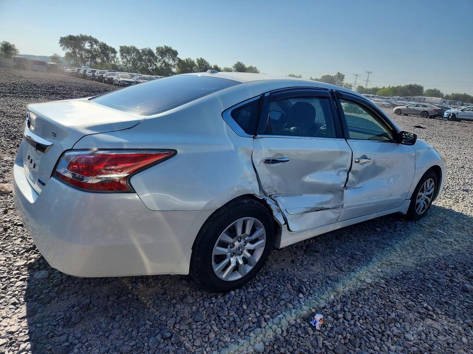 2014 Nissan Altima მანქანა იყიდება აუქციონზე, vin: 1N4AL3AP0EC424802, აუქციონის ნომერი: 59710506