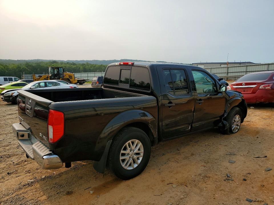 61107516 :رقم المزاد ، 1N6AD0EV5FN702059 vin ، 2015 Nissan Frontier مزاد بيع