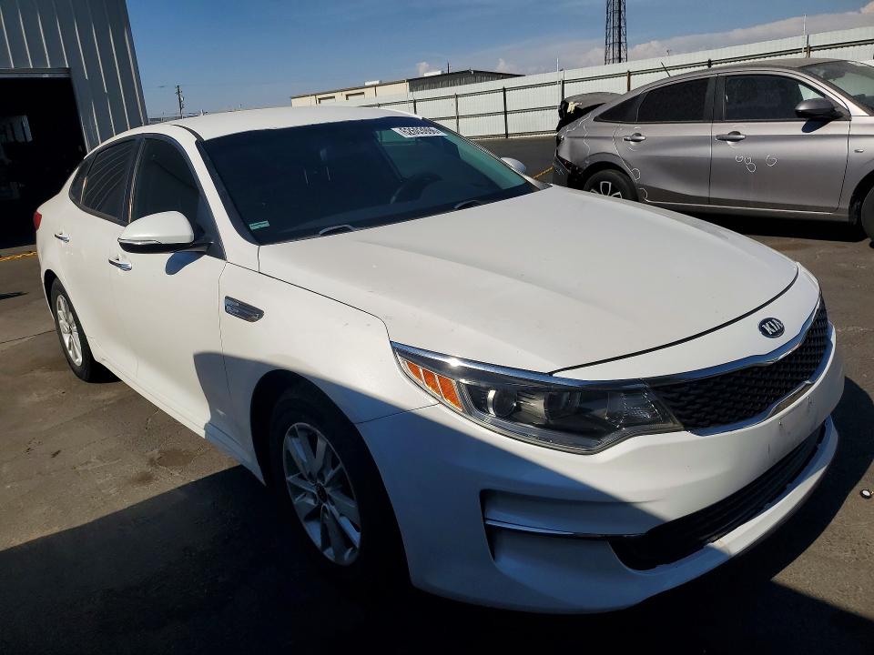 Продаж на аукціоні авто 2016 Kia Optima, vin: KNAGT4L3XG5083577, номер лоту: 62603996