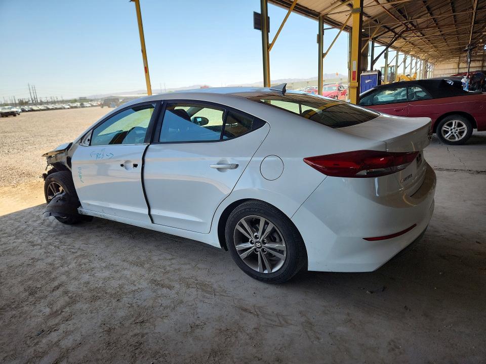 59614256 :رقم المزاد ، 5NPD84LF4JH258043 vin ، 2018 Hyundai Elantra مزاد بيع