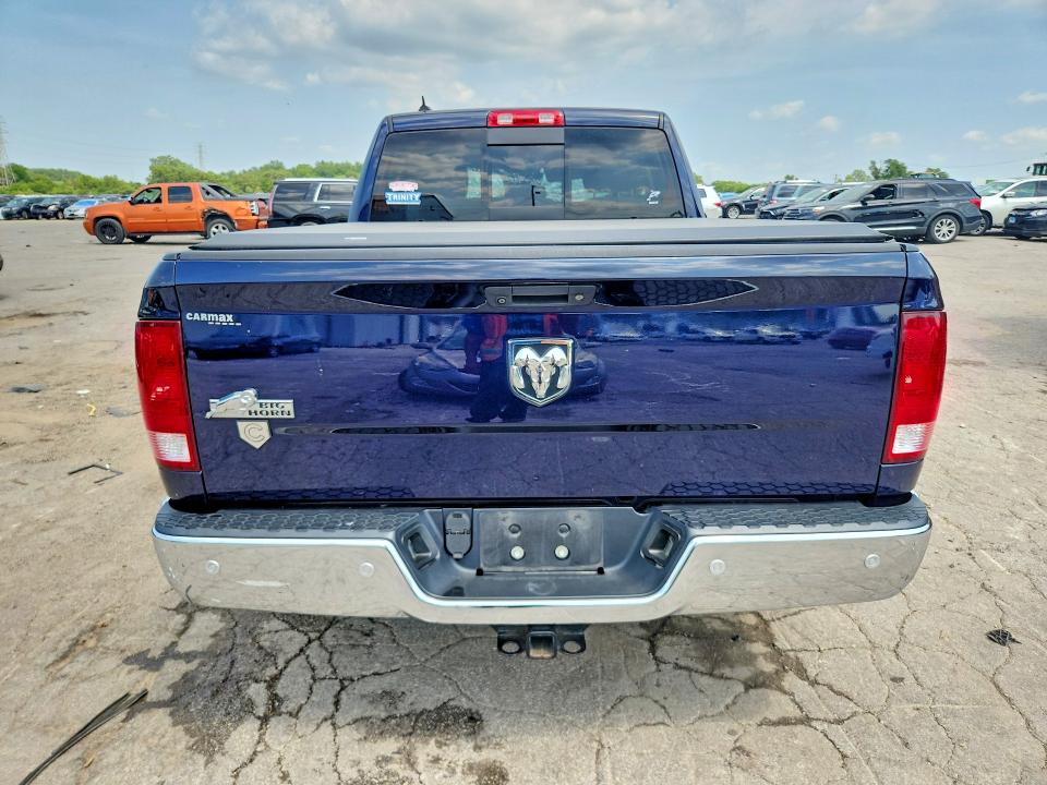 61230006 :رقم المزاد ، 1C6RR6GG2JS205898 vin ، 2018 Ram 1500 مزاد بيع