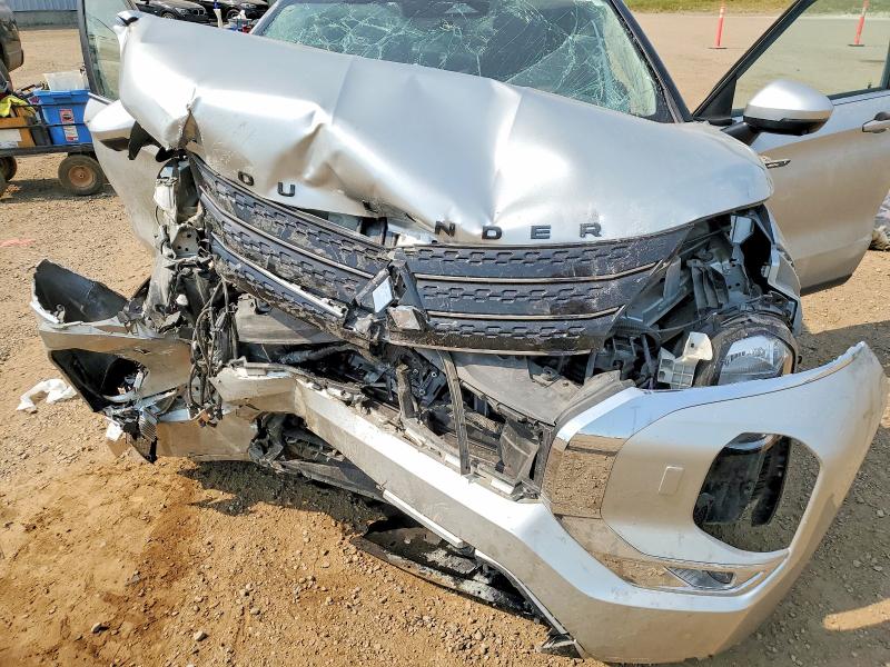 2024 Mitsubishi Outlander მანქანა იყიდება აუქციონზე, vin: JA4T5VA98RZ615391, აუქციონის ნომერი: 63523406