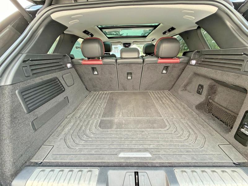 Продаж на аукціоні авто 2023 Land Rover Range Rover Sport, vin: SAL1L9FUXPA154724, номер лоту: 61633036