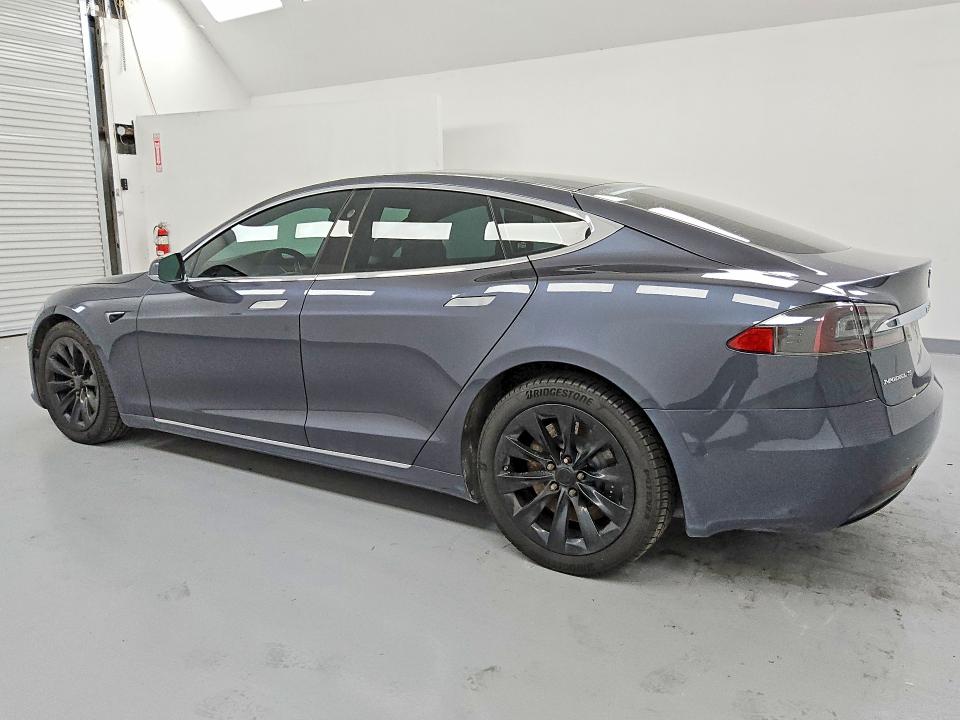 Продаж на аукціоні авто 2018 Tesla Model S, vin: 5YJSA1E21JF247794, номер лоту: 85624415
