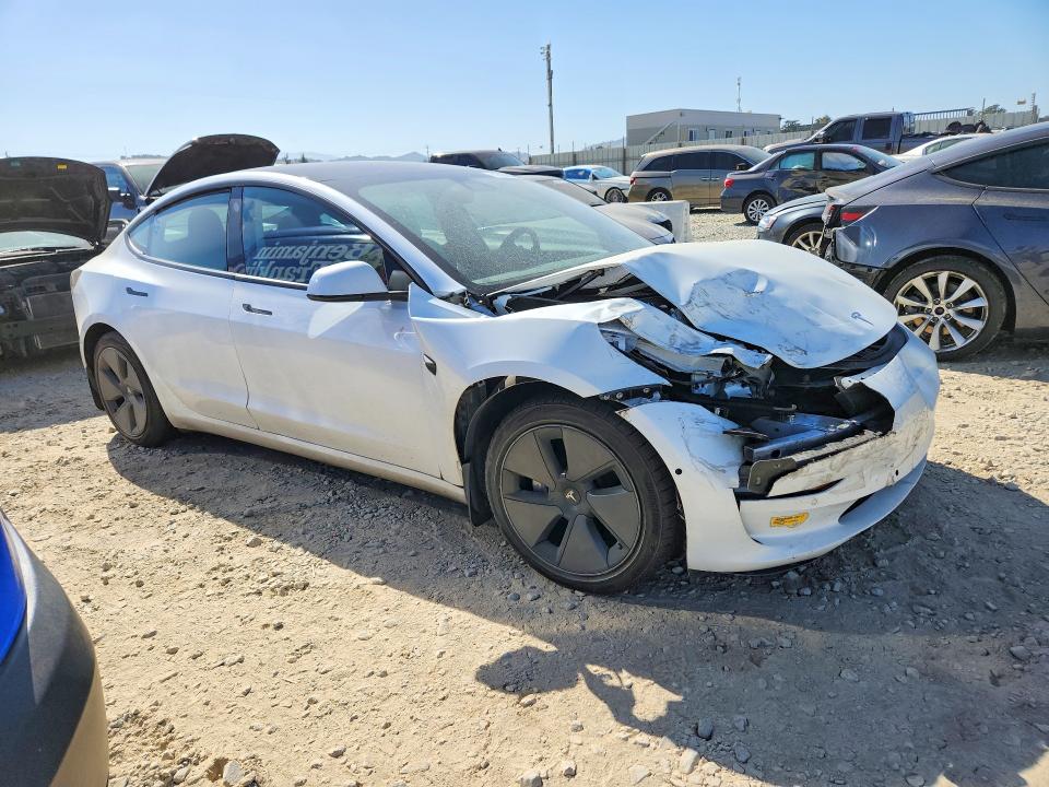 61835816 :رقم المزاد ، 5YJ3E1EA3MF074798 vin ، 2021 Tesla Model 3 مزاد بيع