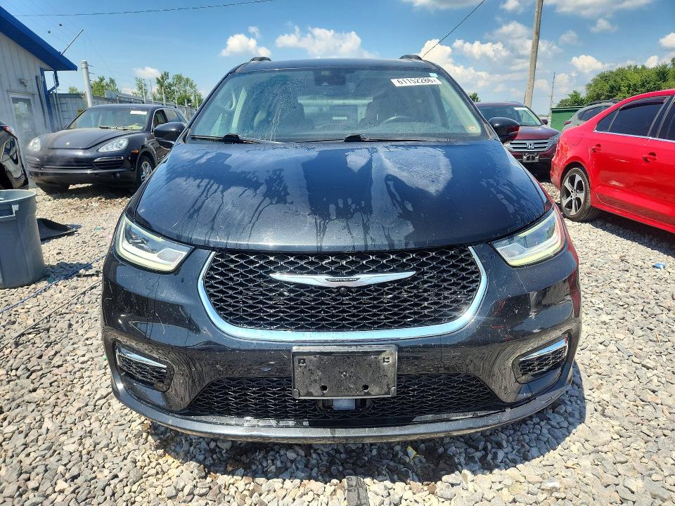 61152286 :رقم المزاد ، 2C4RC1BG4NR185391 vin ، 2022 Chrysler Pacifica مزاد بيع