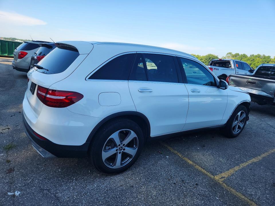 Продаж на аукціоні авто 2018 Mercedes-benz Glc, vin: WDC0G4JB2JV024205, номер лоту: 95585305
