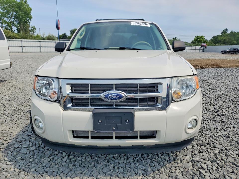 2010 Ford Escape მანქანა იყიდება აუქციონზე, vin: 1FMCU0D76AKD48198, აუქციონის ნომერი: 59982536