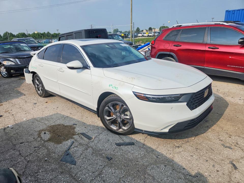 60461586 :رقم المزاد ، 1HGCY2F62PA057755 vin ، 2023 Honda Accord مزاد بيع