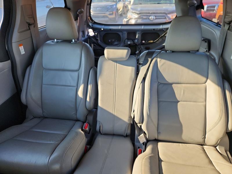 2016 Toyota Sienna მანქანა იყიდება აუქციონზე, vin: 5TDYK3DC0GS761329, აუქციონის ნომერი: 62654346