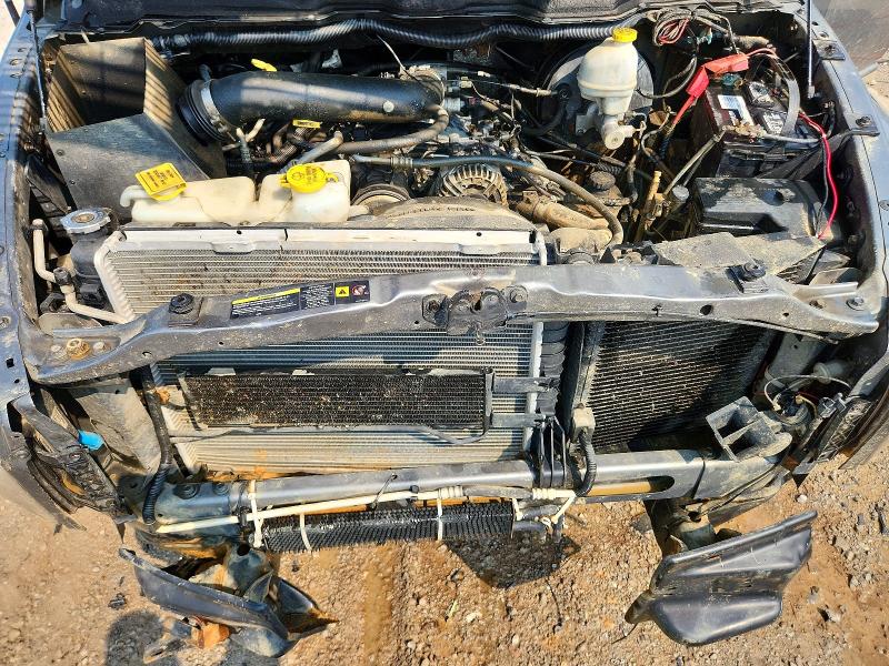 62828686 :رقم المزاد ، 1D7HU18N25J563796 vin ، 2005 Dodge Ram 1500 مزاد بيع