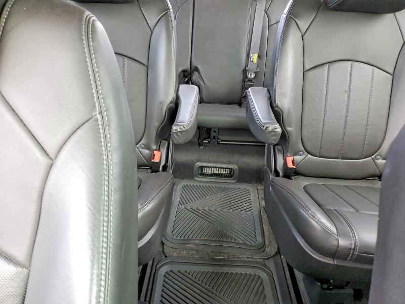 61520066 :رقم المزاد ، 5GAKRCKDXFJ181984 vin ، 2015 Buick Enclave مزاد بيع