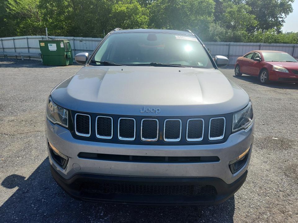 2018 Jeep Compass მანქანა იყიდება აუქციონზე, vin: 3C4NJDBB7JT162687, აუქციონის ნომერი: 59620766