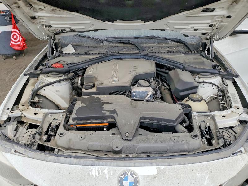 57184816 :رقم المزاد ، WBA3B1C57EP680687 vin ، 2014 Bmw 320 مزاد بيع
