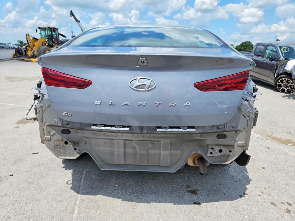 2019 Hyundai Elantra მანქანა იყიდება აუქციონზე, vin: KMHD74LF5KU833675, აუქციონის ნომერი: 61674886