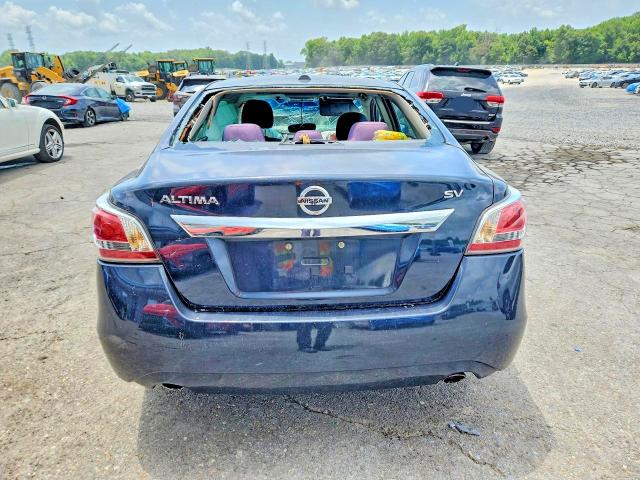 Продажа на аукционе авто 2015 Nissan Altima, vin: 1N4AL3AP9FC427814, номер лота: 61607656