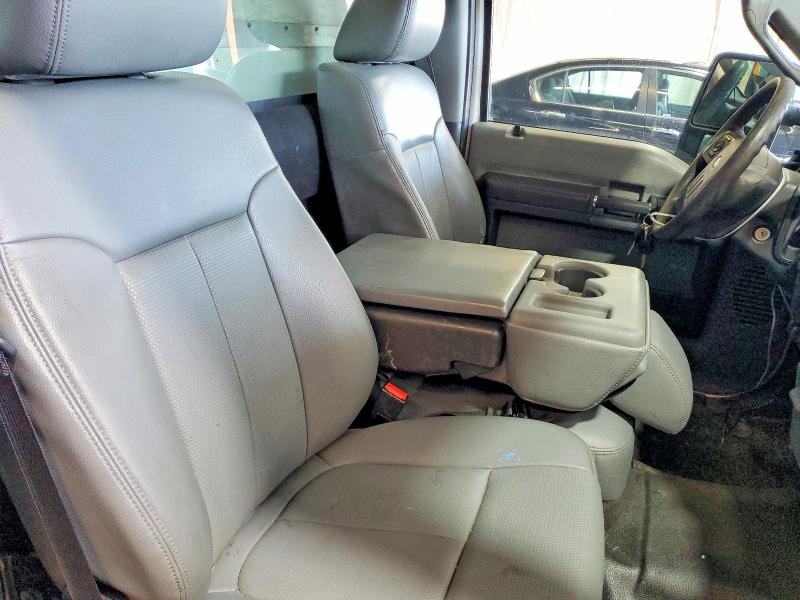 64144966 :رقم المزاد ، 1FTBF2A66FEA80082 vin ، 2015 Ford F250 مزاد بيع