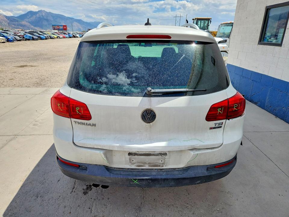 59859496 :رقم المزاد ، WVGSV7AX8HW500250 vin ، 2017 Volkswagen Tiguan مزاد بيع