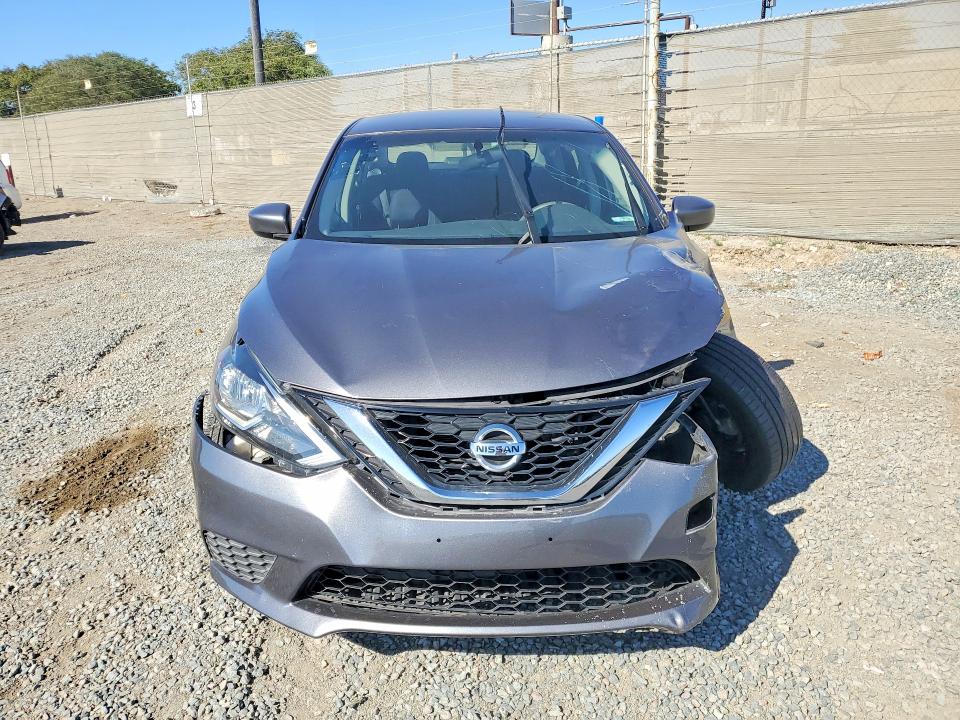 Продаж на аукціоні авто 2017 Nissan Sentra, vin: 3N1AB7AP3HL720672, номер лоту: 62229066