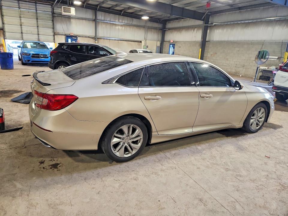2020 Honda Accord მანქანა იყიდება აუქციონზე, vin: 1HGCV1F19LA012202, აუქციონის ნომერი: 61870026