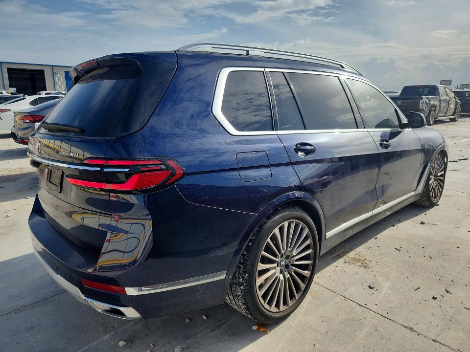 60453506 :رقم المزاد ، 5UX23EM02S9Y00044 vin ، 2025 Bmw X7 مزاد بيع