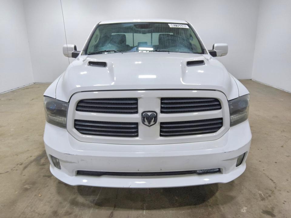 Продажа на аукционе авто 2015 Ram 1500, vin: 1C6RR6HT5FS661025, номер лота: 60775336