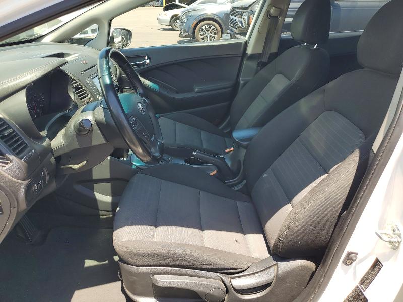 60606476 :رقم المزاد ، KNAFX4A80F5336905 vin ، 2015 Kia Forte مزاد بيع