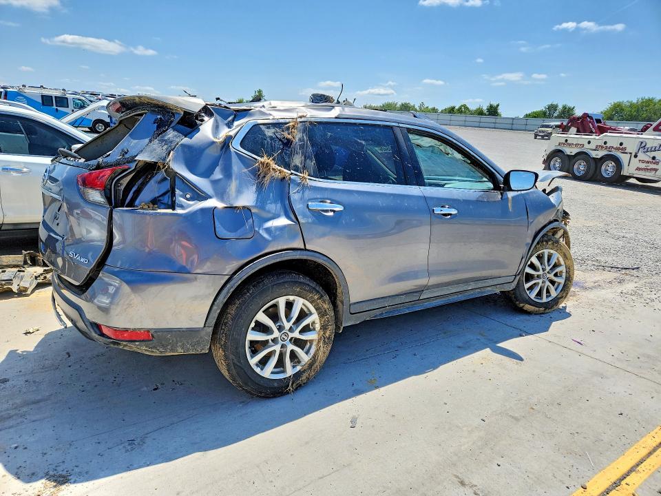 Продажа на аукционе авто 2018 Nissan Rogue, vin: KNMAT2MV7JP593510, номер лота: 61185426