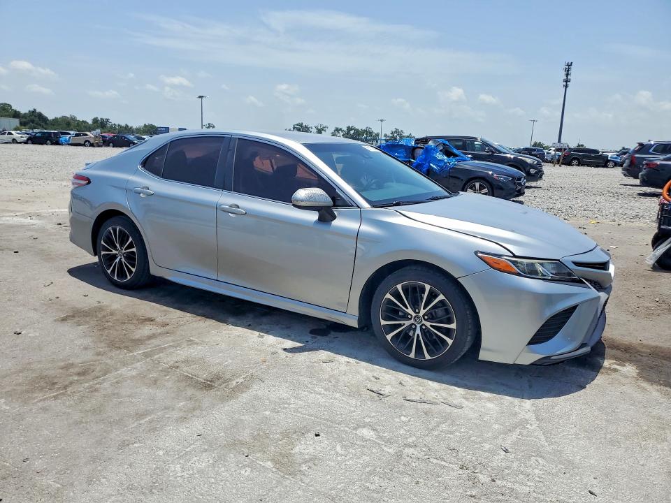 Продажа на аукционе авто 2018 Toyota Camry, vin: 4T1B11HK9JU137266, номер лота: 61112346