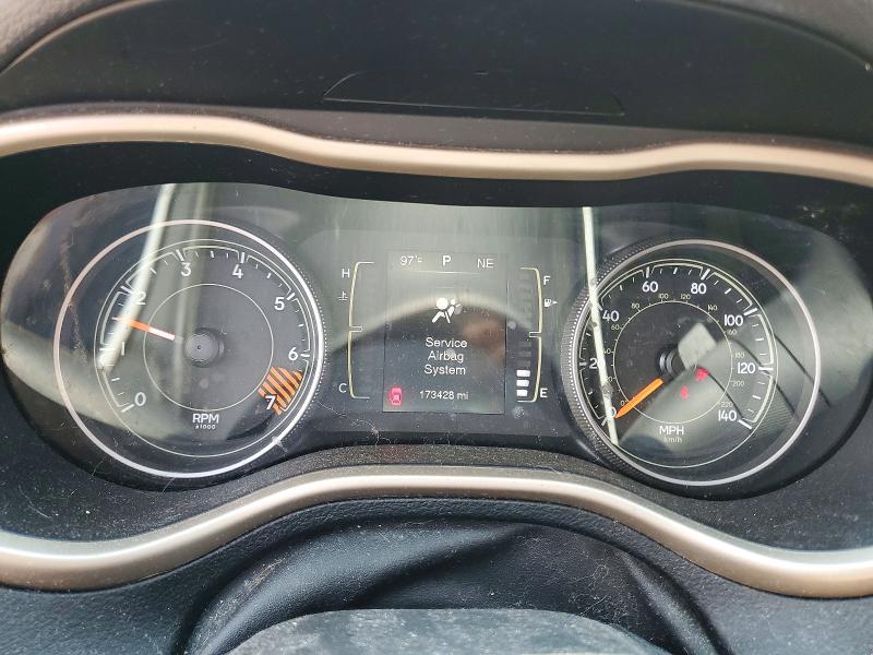 Продаж на аукціоні авто 2015 Jeep Cherokee, vin: 1C4PJLAB1FW657098, номер лоту: 63107876