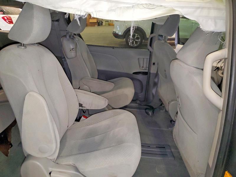 Продажа на аукционе авто 2013 Toyota Sienna, vin: 5TDKK3DC5DS369951, номер лота: 63009726