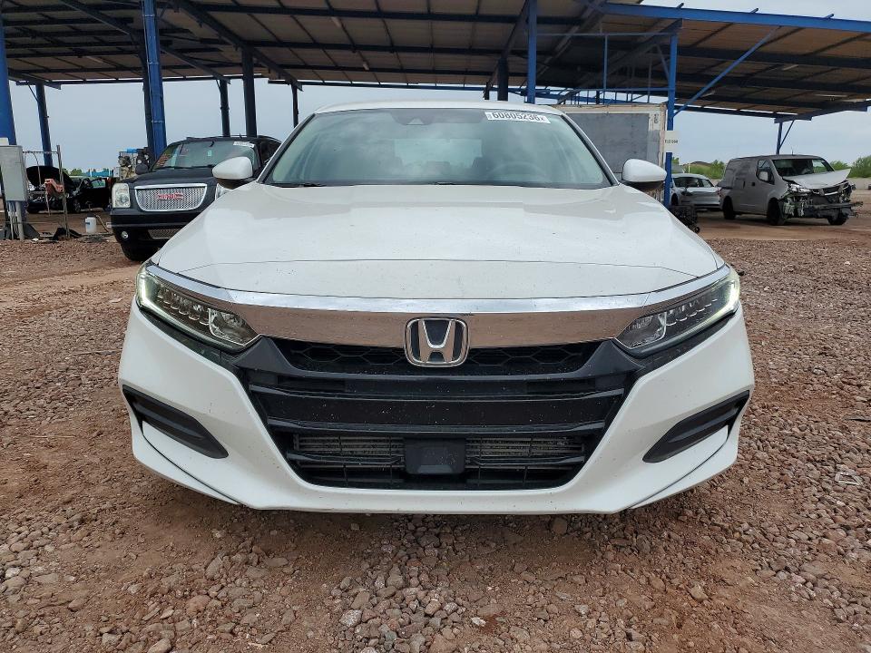 2018 Honda Accord მანქანა იყიდება აუქციონზე, vin: 1HGCV1F16JA136845, აუქციონის ნომერი: 60805236
