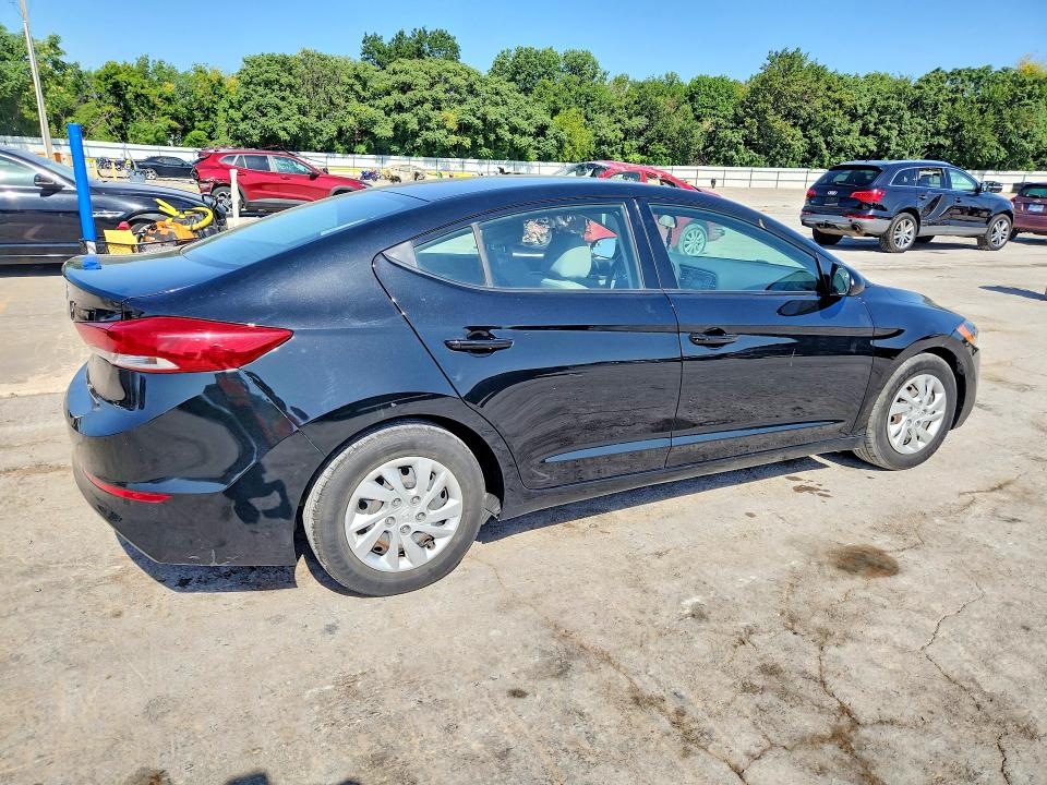 2018 Hyundai Elantra მანქანა იყიდება აუქციონზე, vin: 5NPD74LF0JH331685, აუქციონის ნომერი: 60956206