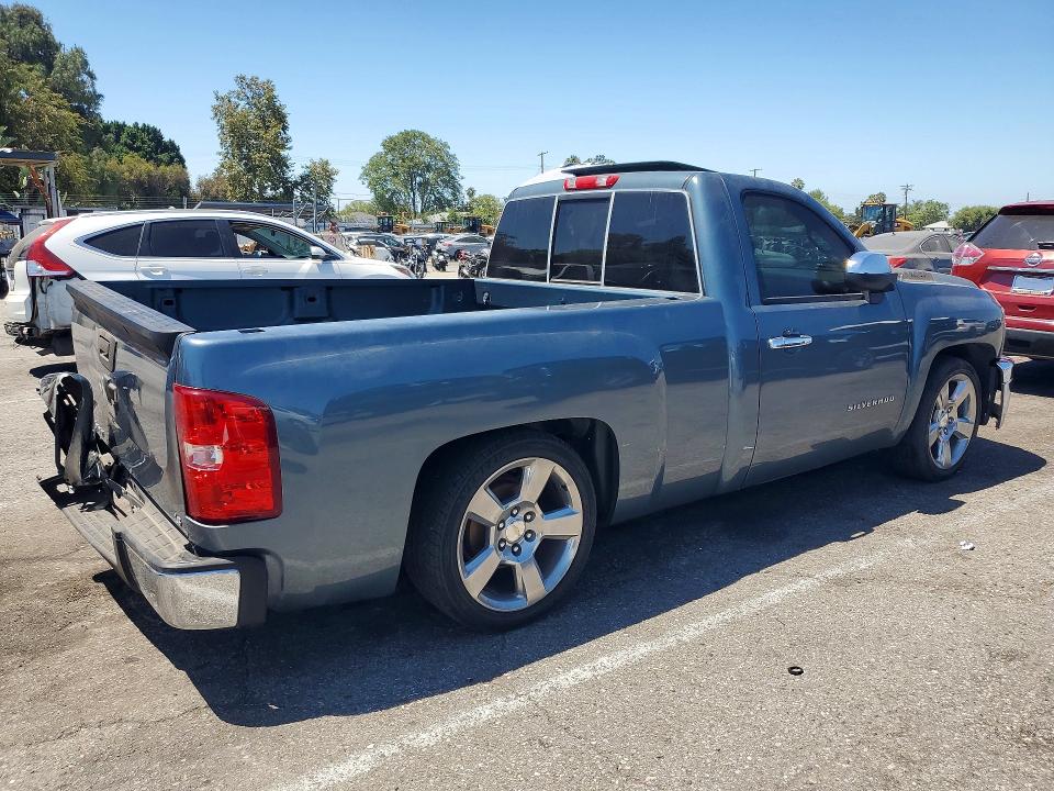 60446036 :رقم المزاد ، 1GCEC14C18Z117035 vin ، 2008 Chevrolet Silverado مزاد بيع