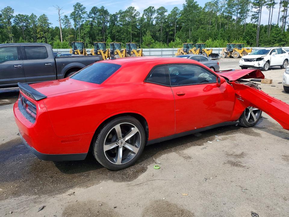 59582146 :رقم المزاد ، 2C3CDZBT4JH223379 vin ، 2018 Dodge Challenger مزاد بيع