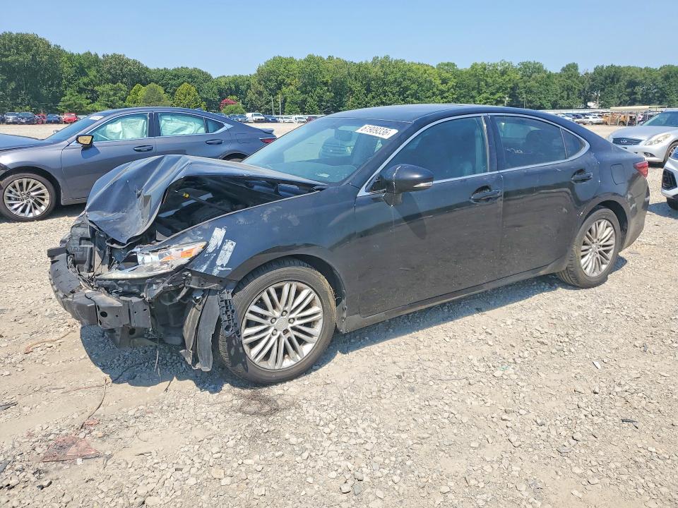 61909336 :رقم المزاد ، 58ABK1GG6GU008848 vin ، 2016 Lexus Es مزاد بيع