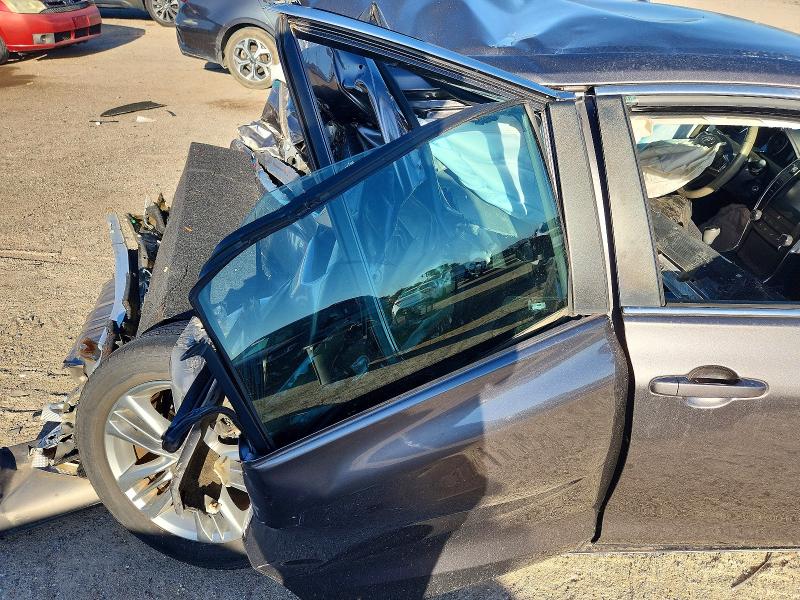 61610756 :رقم المزاد ، 4T1BF1FK9HU396581 vin ، 2017 Toyota Camry مزاد بيع