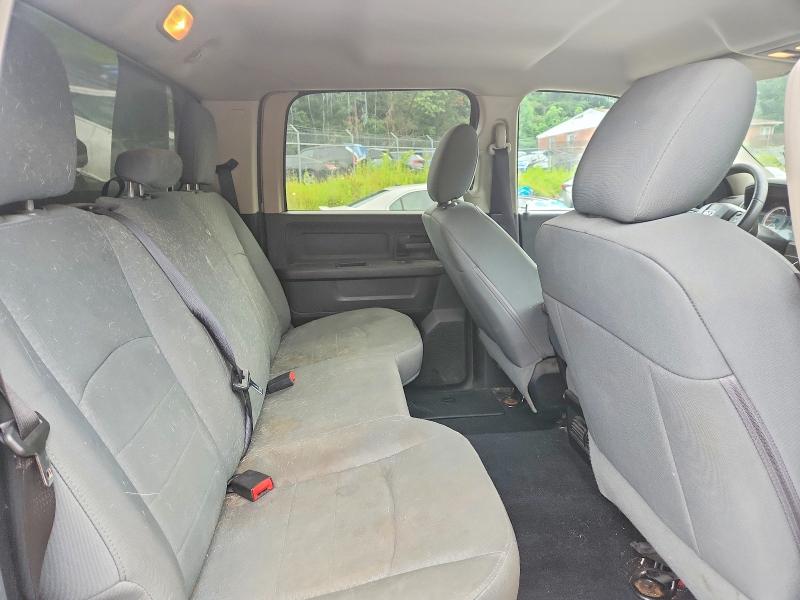 59720516 :رقم المزاد ، 3C6RR7KT1GG348951 vin ، 2019 Ram 1500 مزاد بيع