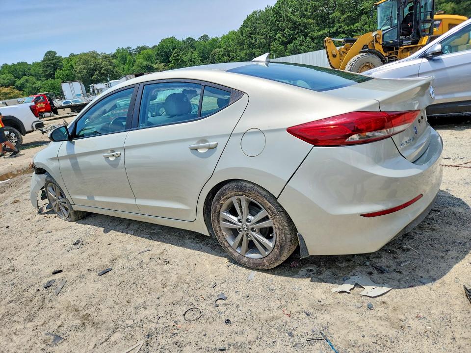 60030396 :رقم المزاد ، 5NPD84LF0HH202885 vin ، 2017 Hyundai Elantra مزاد بيع
