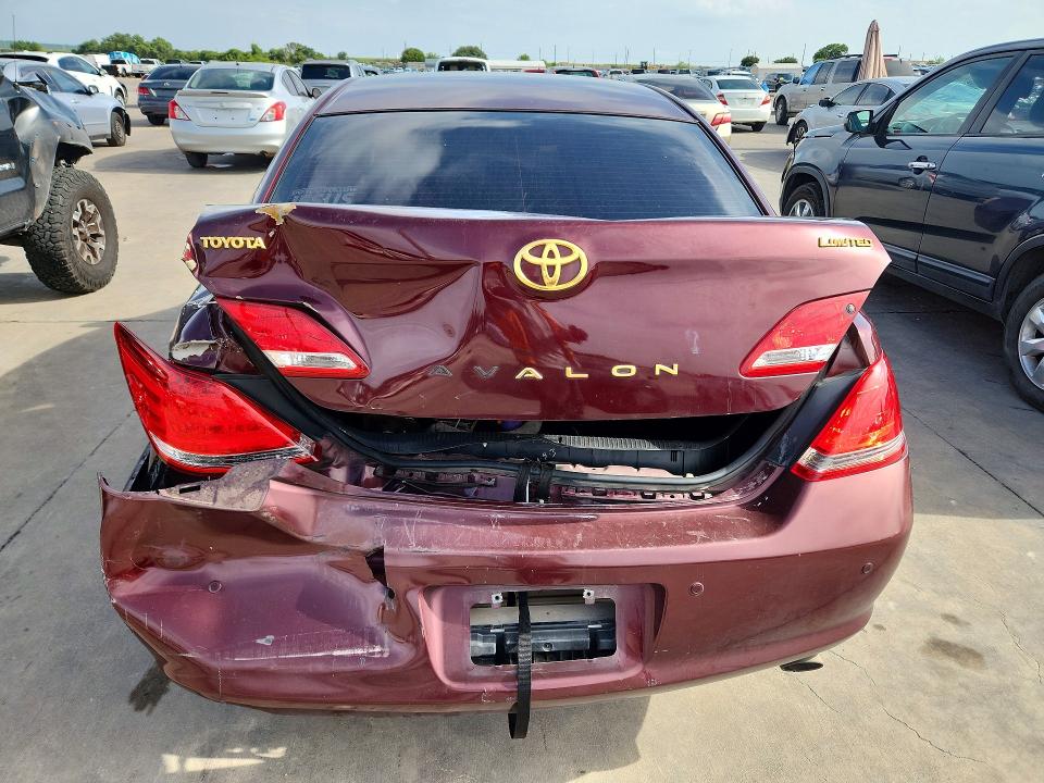 61601696 :رقم المزاد ، 4T1BK36B06U067210 vin ، 2006 Toyota Avalon مزاد بيع