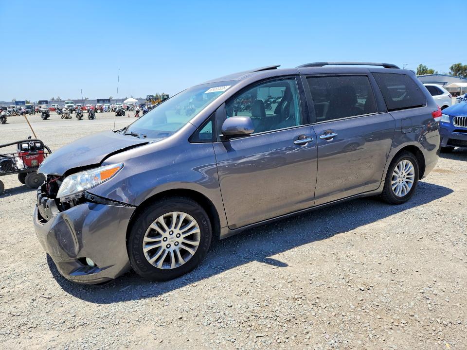 Aukcja sprzedaży 2014 Toyota Sienna, vin: 5TDYK3DC8ES425246, numer aukcji: 60483326