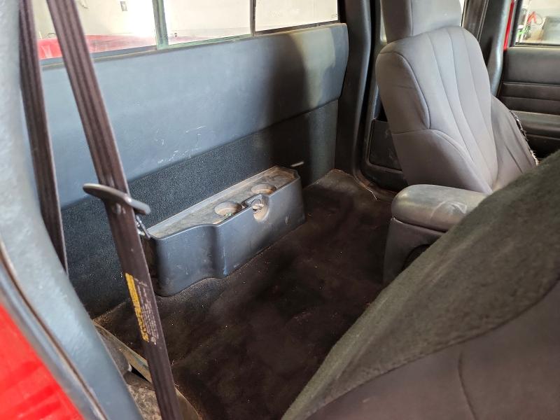 60826606 :رقم المزاد ، 1GTCS19XX38222497 vin ، 2003 Gmc Sonoma مزاد بيع